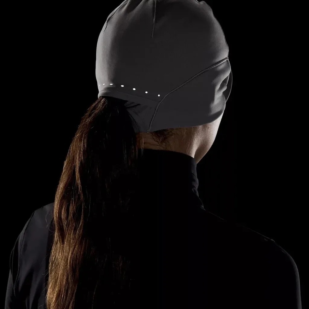Lululemon Run it All Beanie